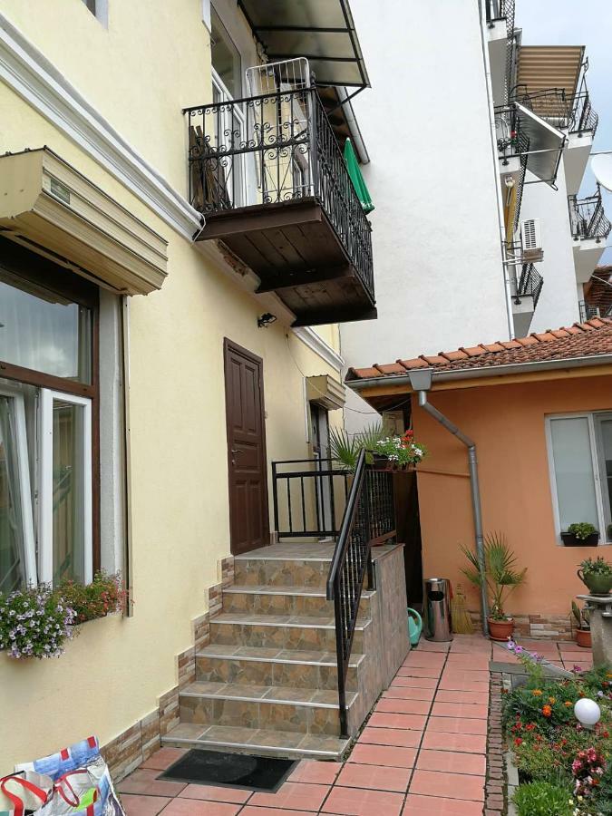 Apartament Stonel เวลีคอเทอร์โนโว ภายนอก รูปภาพ